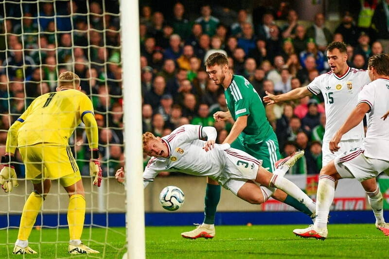 Bắc Ireland vs Hungary - Thắng lợi nhọc nhằn